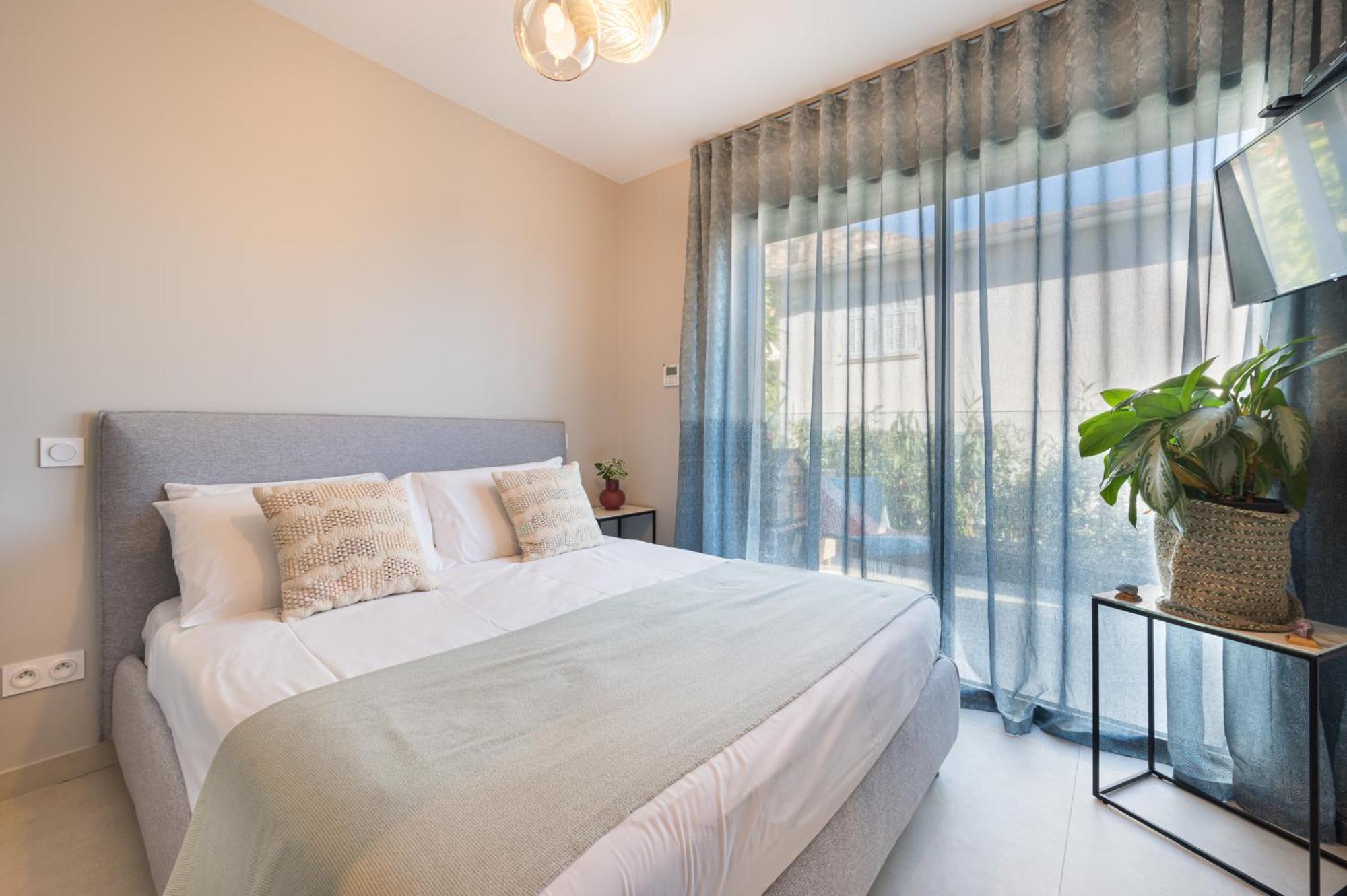 Deluxe Villa Graziella 200 M From The Beach Eze Bagian luar foto